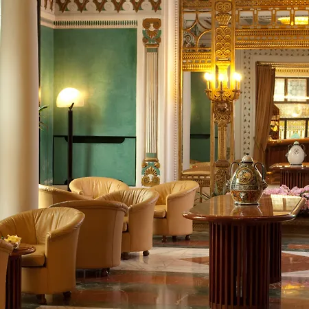 Hotell Roma 4*