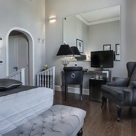 Hotell Roma 4*