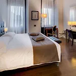 Hotel Roma
