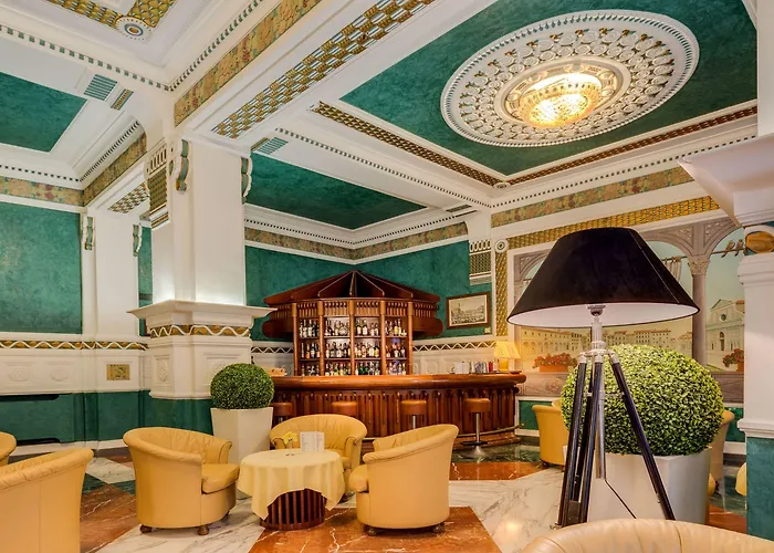 Roma Hotel