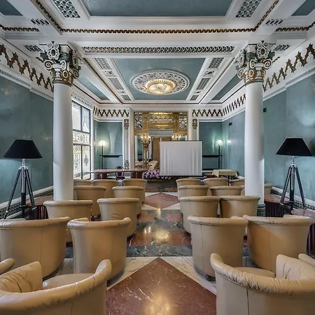 Roma 4* Florence