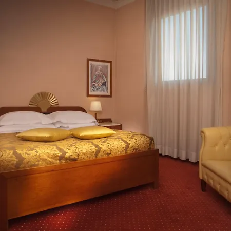 Otel Roma